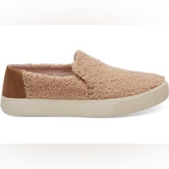 Toms NWOB Blush Color Sunset Faux Shearling Fuzzy Furry Slip On Boat Shoes sz 7 - Picture 2 of 13